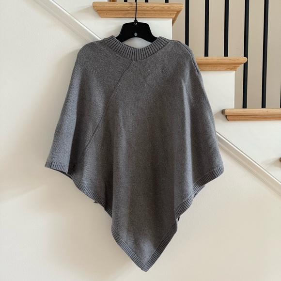 Lululemon Gray On the Go Sweater Poncho, One Size - Picture 8 of 11